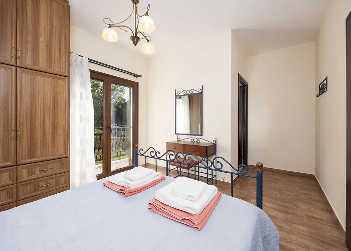 Ariadne Villa Apergátika